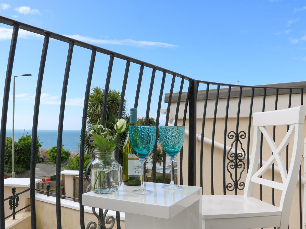 10 Cove View *